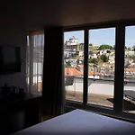 Carris Ribeira 4* Porto