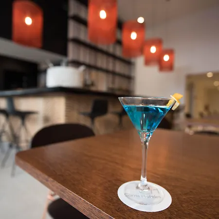 Carris Ribeira 4* Porto