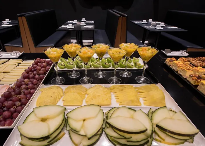 Hotell Carris Ribeira Oporto