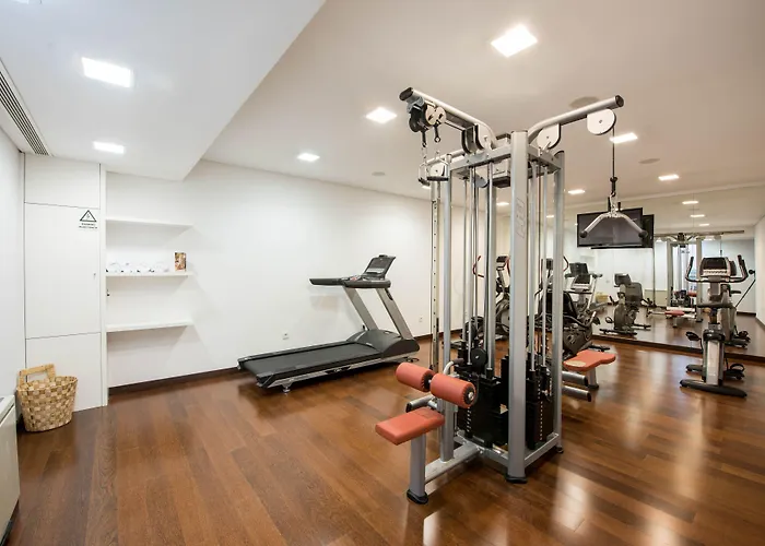 Hotel Carris Ribeira 4*