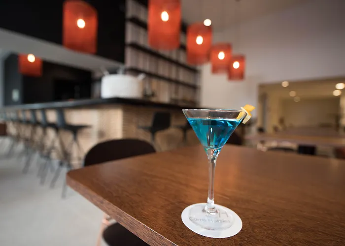 Carris Ribeira 4* Oporto