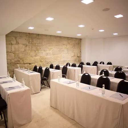 Carris Ribeira Hotel Porto