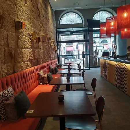 凯黎世波尔图里贝拉酒店 波尔图
